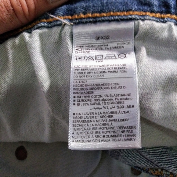 Jeans - Picture 7 of 8